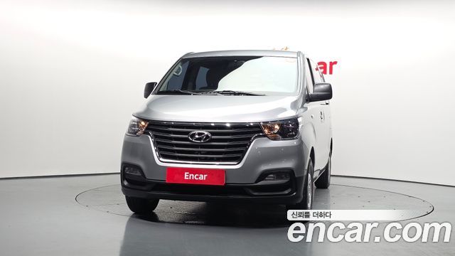 Hyundai Starex 2021 — photo 3