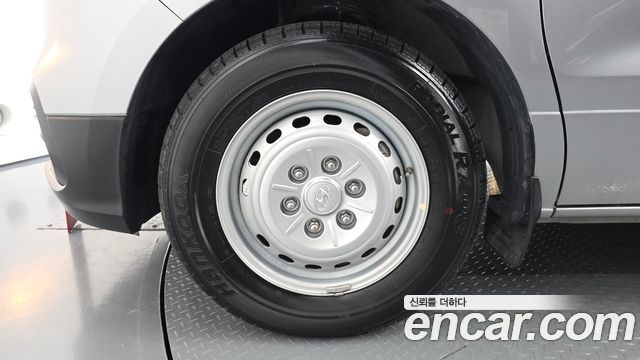Hyundai Starex 2021 — photo 5