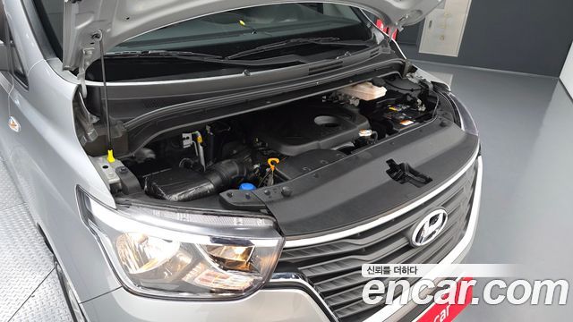 Hyundai Starex 2021 — photo 6