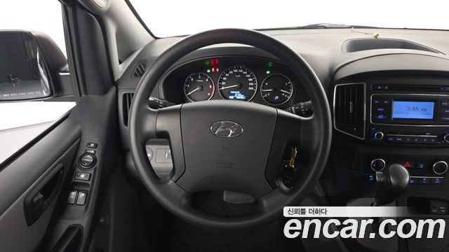 Hyundai Starex 2021 — photo 19
