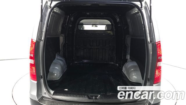 Hyundai Starex 2021 — photo 26
