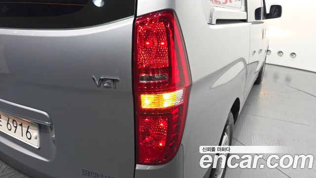Hyundai Starex 2021 — photo 9