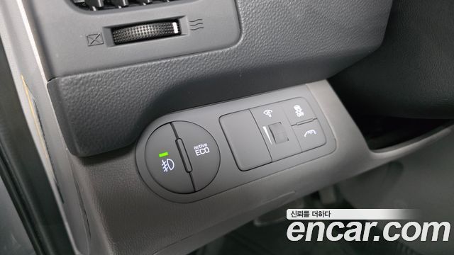 Hyundai Starex 2021 — photo 27