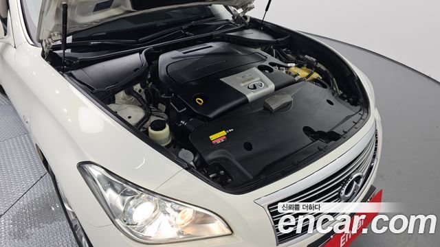 Infiniti M 2013 — photo 6