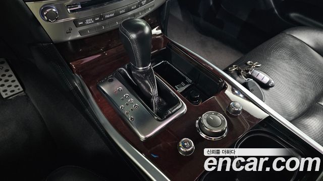 Infiniti M 2013 — photo 9