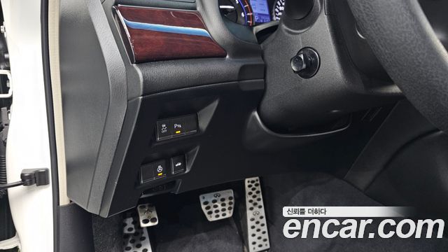 Infiniti M 2013 — photo 18