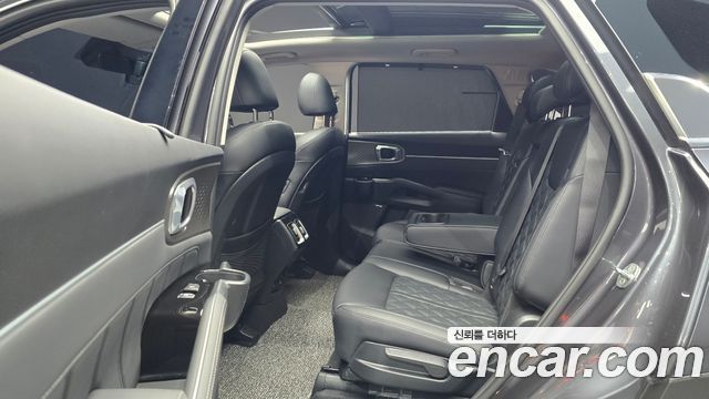 Kia Sorento 2021 — photo 12