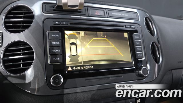 Volkswagen Tiguan 2016 — photo 22