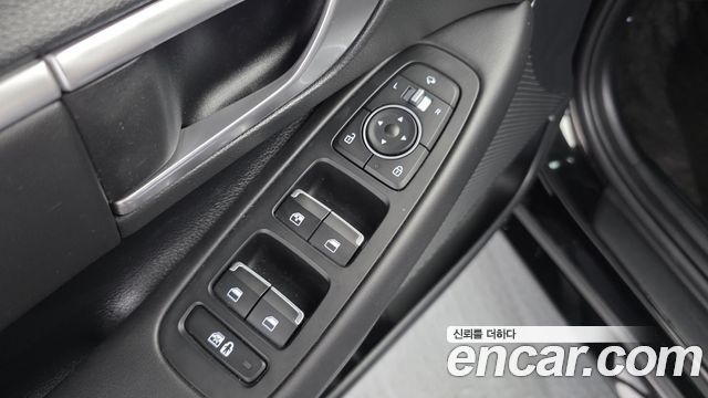 Hyundai Sonata 2022 — photo 19