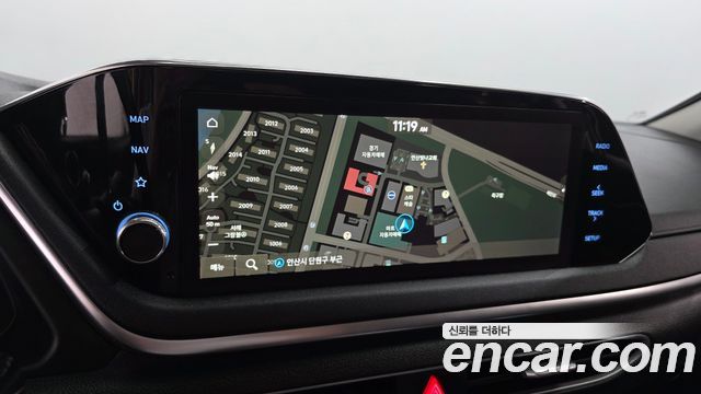 Hyundai Sonata 2022 — photo 24