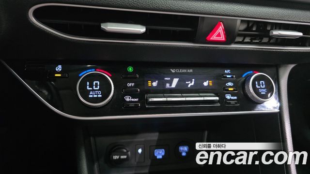 Hyundai Sonata 2022 — photo 26