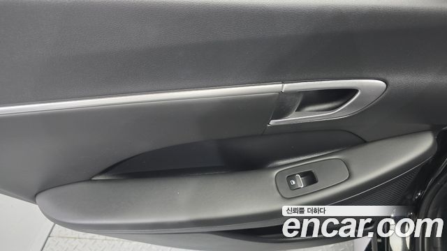 Hyundai Sonata 2022 — photo 15