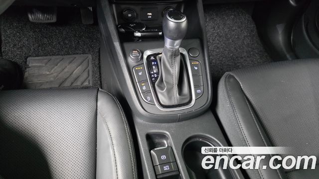 Hyundai Kona 2021 — photo 9