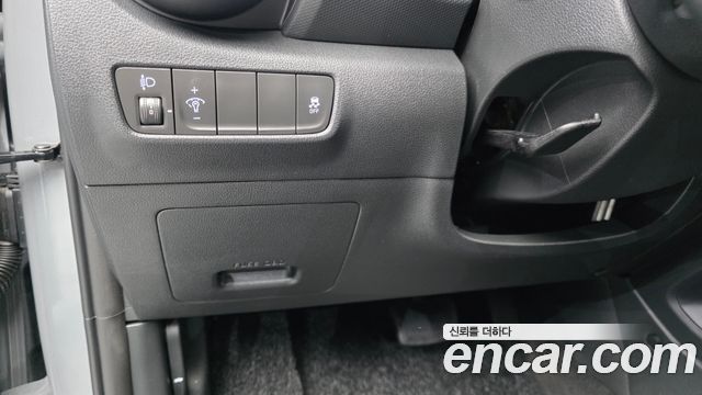 Hyundai Kona 2021 — photo 17