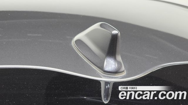 Toyota Prius 2022 — photo 30
