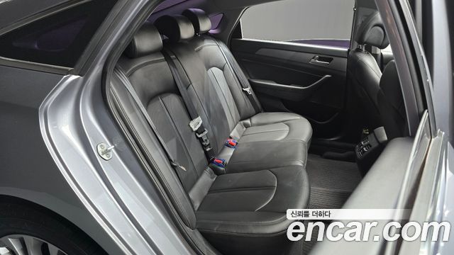 Hyundai Sonata 2017 — photo 11
