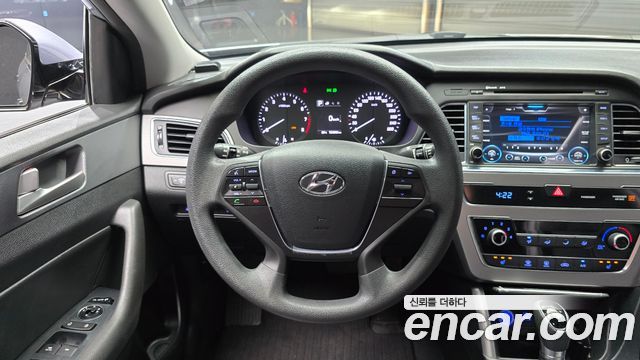 Hyundai Sonata 2017 — photo 13