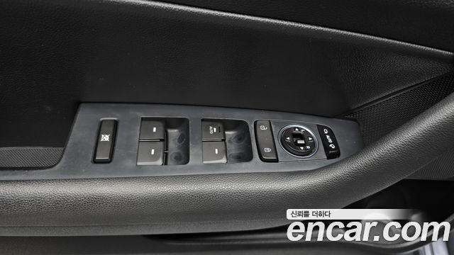 Hyundai Sonata 2017 — photo 17