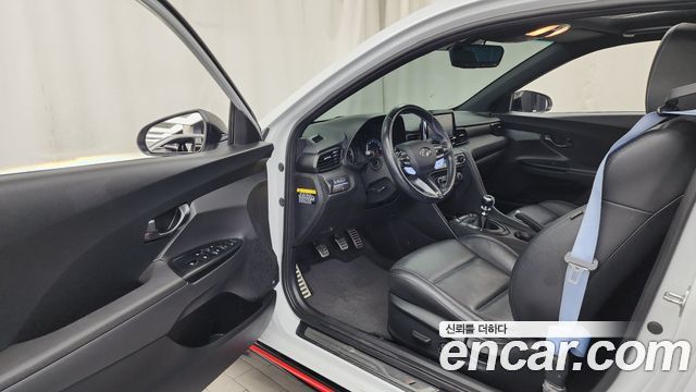 Hyundai Veloster 2019 — photo 10