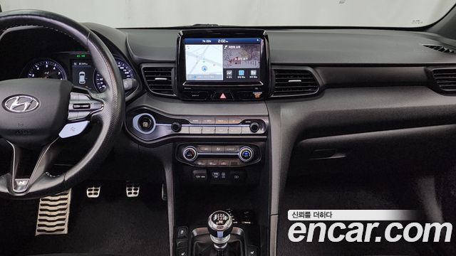Hyundai Veloster 2019 — photo 14