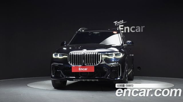 BMW X7 2022 — photo 3