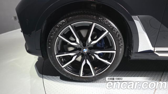 BMW X7 2022 — photo 5