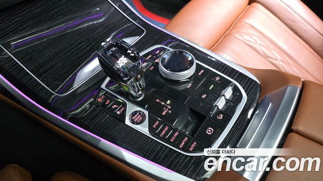 BMW X7 2022 — photo 12