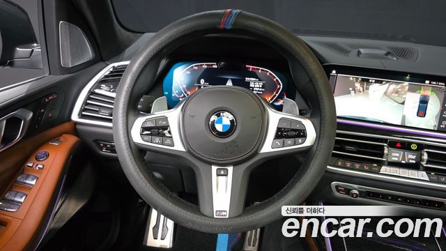 BMW X7 2022 — photo 19