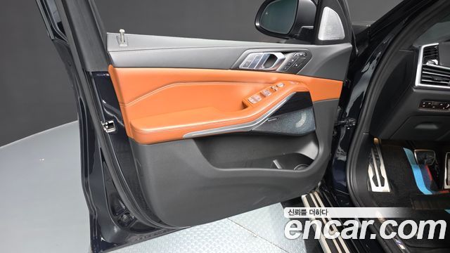 BMW X7 2022 — photo 14