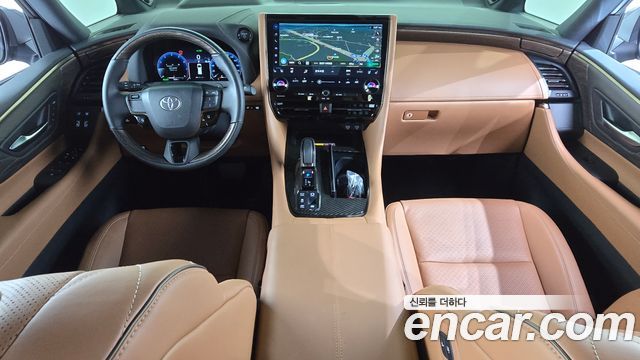 Toyota Alphard 2025 — photo 10
