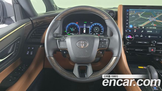 Toyota Alphard 2025 — photo 19