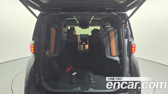 Toyota Alphard 2025 — photo 25