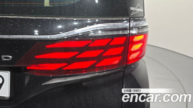 Toyota Alphard 2025 — photo 9