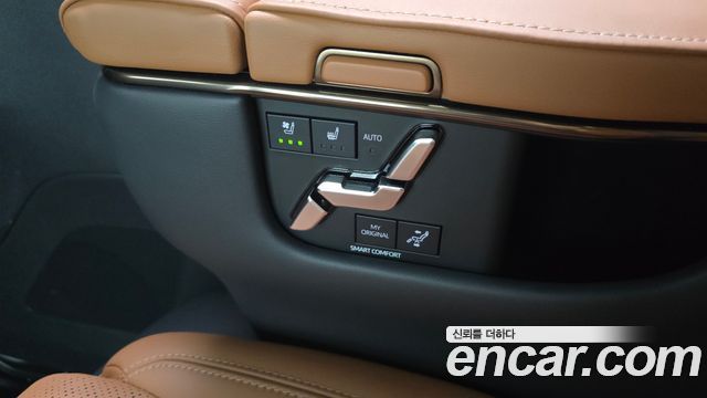 Toyota Alphard 2025 — photo 33