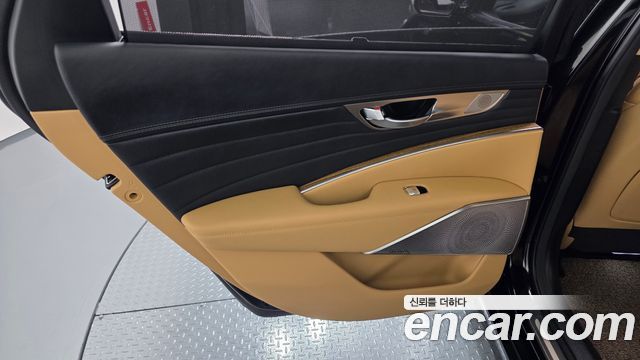 Kia K9 2023 — photo 15