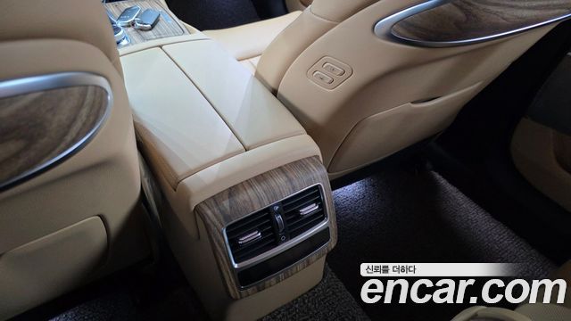 Kia K9 2023 — photo 30