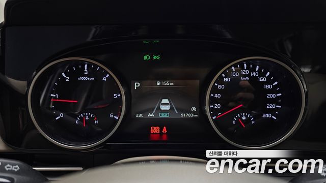 Kia Canival 2021 — photo 11