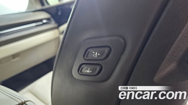 Kia Canival 2021 — photo 24