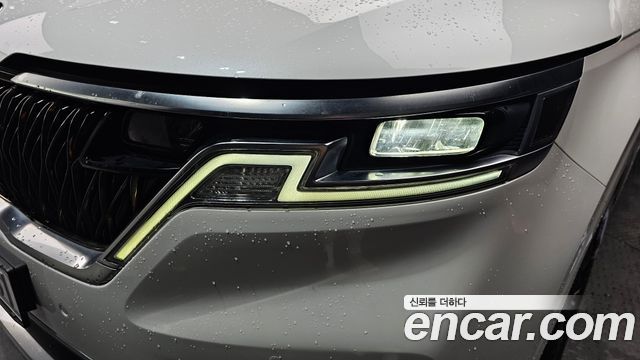 Kia Canival 2021 — photo 8