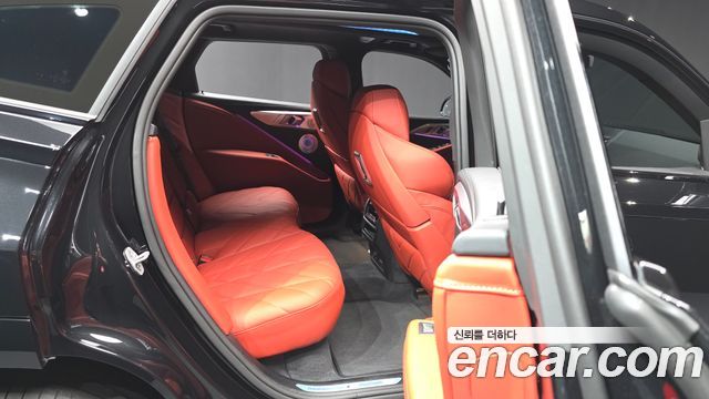 BMW XM 2026 — photo 12