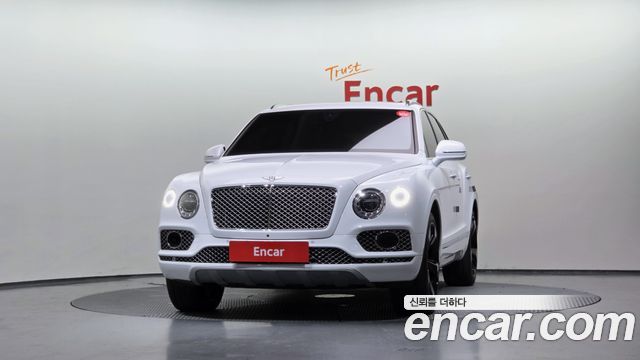 Bentley Bentayga 2018 — photo 3