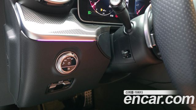 Mercedes-Benz C-Class 2023 — photo 30