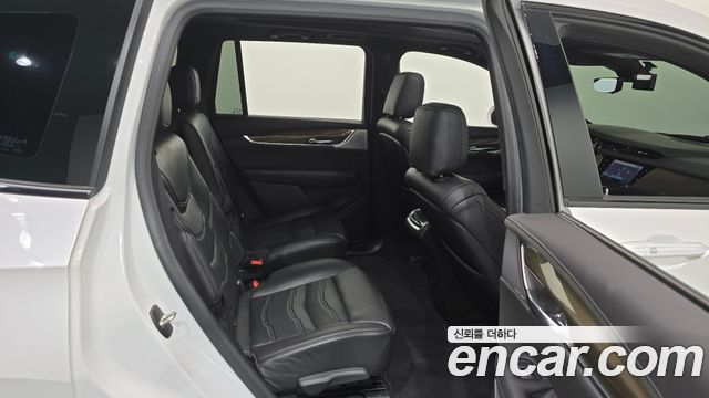 Cadillac XT6 2020 — photo 17