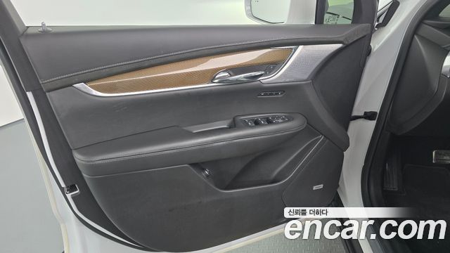 Cadillac XT6 2020 — photo 14