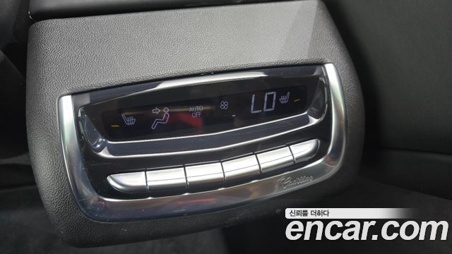 Cadillac XT6 2020 — photo 30