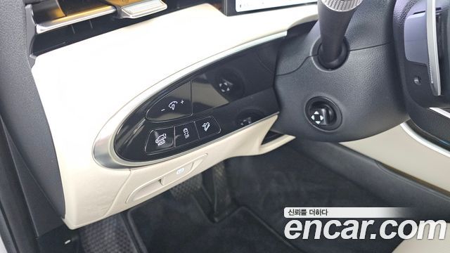 Genesis GV70 2025 — photo 16