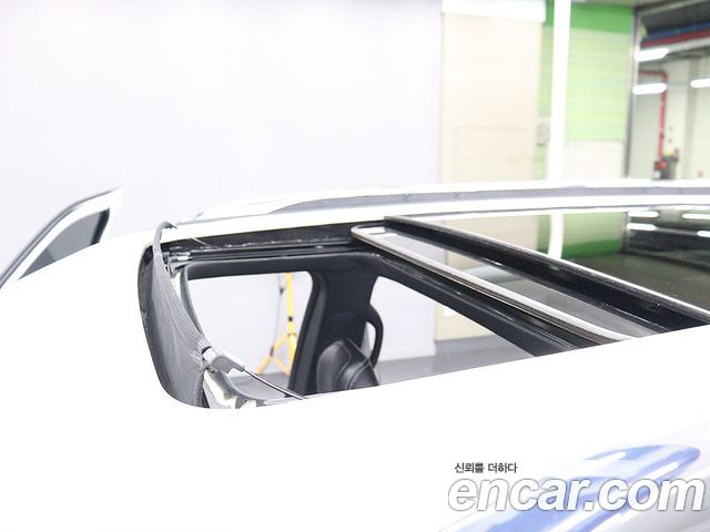 Ford Explorer 2018 — photo 11