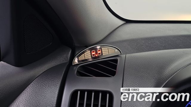 Hyundai AVANTE 2007 — photo 24