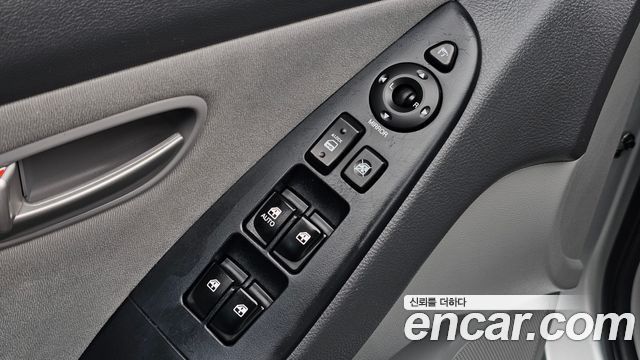 Hyundai AVANTE 2007 — photo 27
