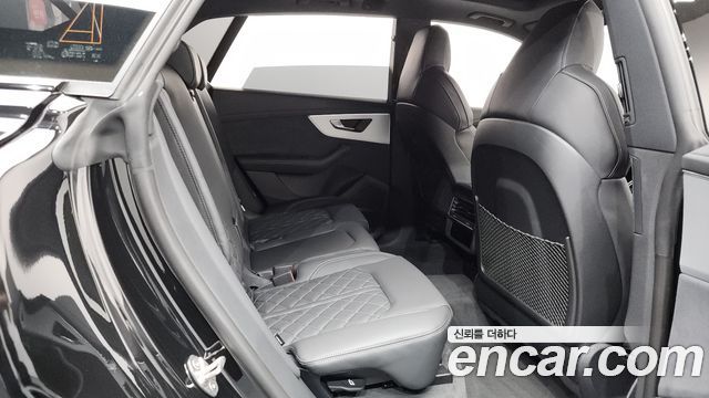 Audi Q8 2026 — photo 17